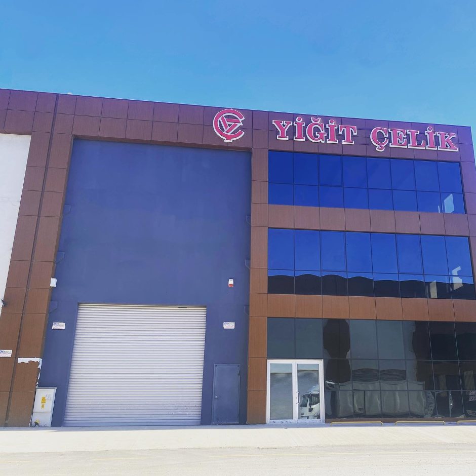 Yiğit Çelik — Işıklı kutu harf cephe
